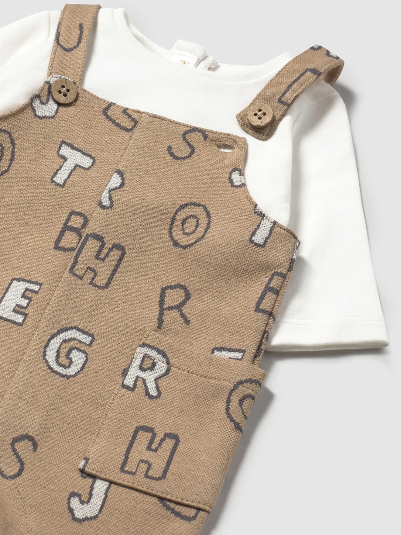 Conjunto de Jardineira