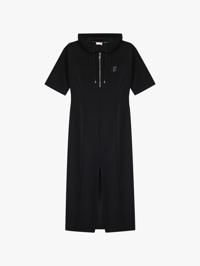 Vestido com Capuz