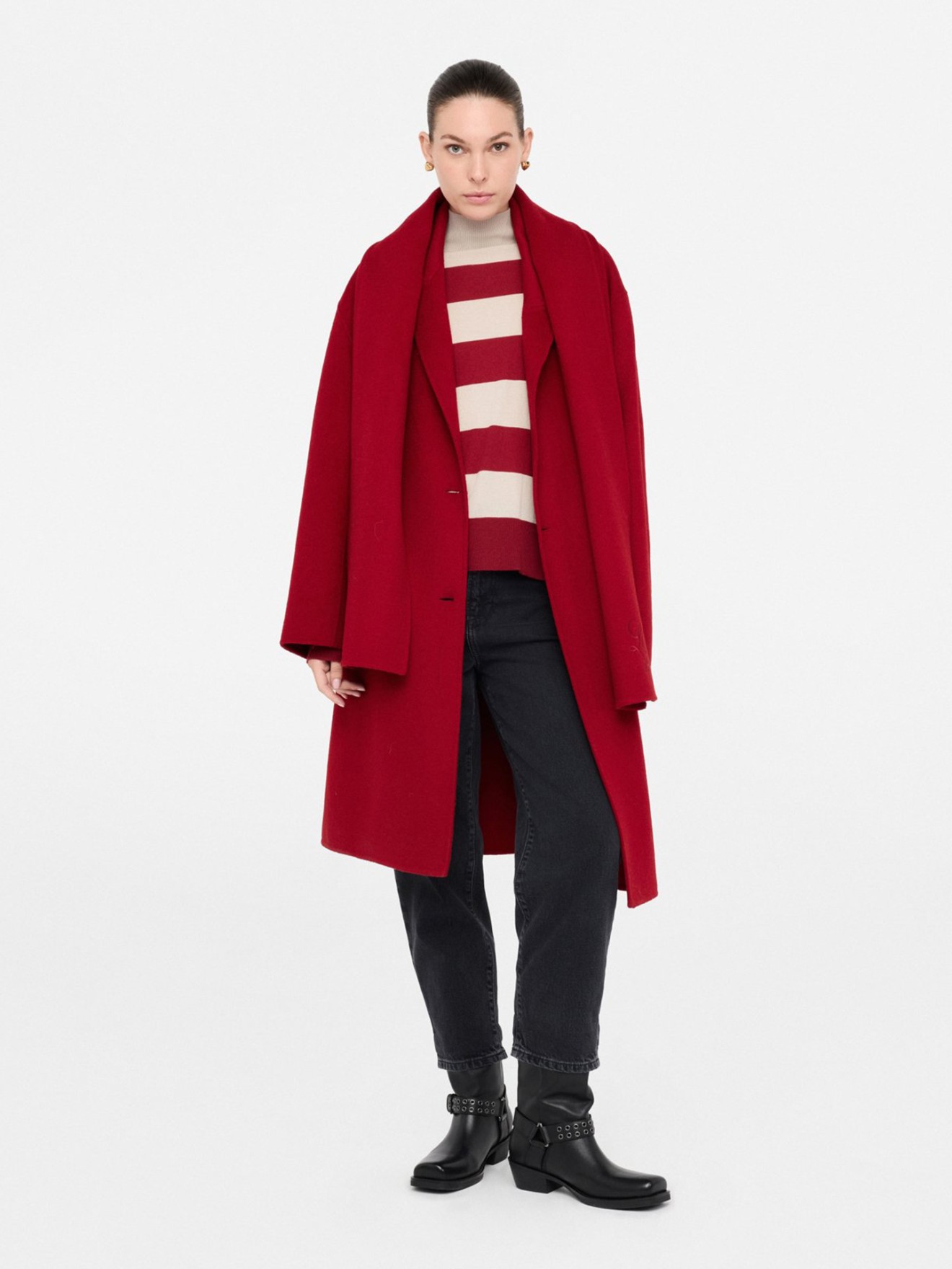 Casaco Comprido com Cachecol