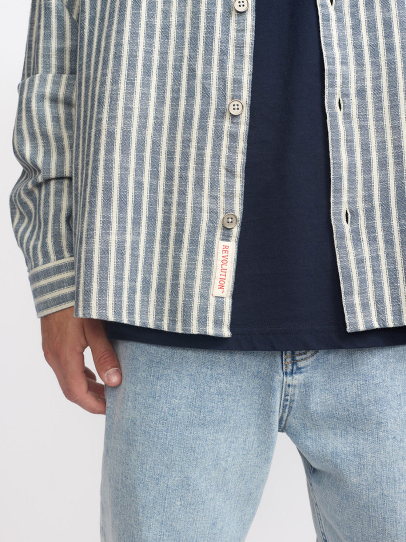 Camisa às Riscas