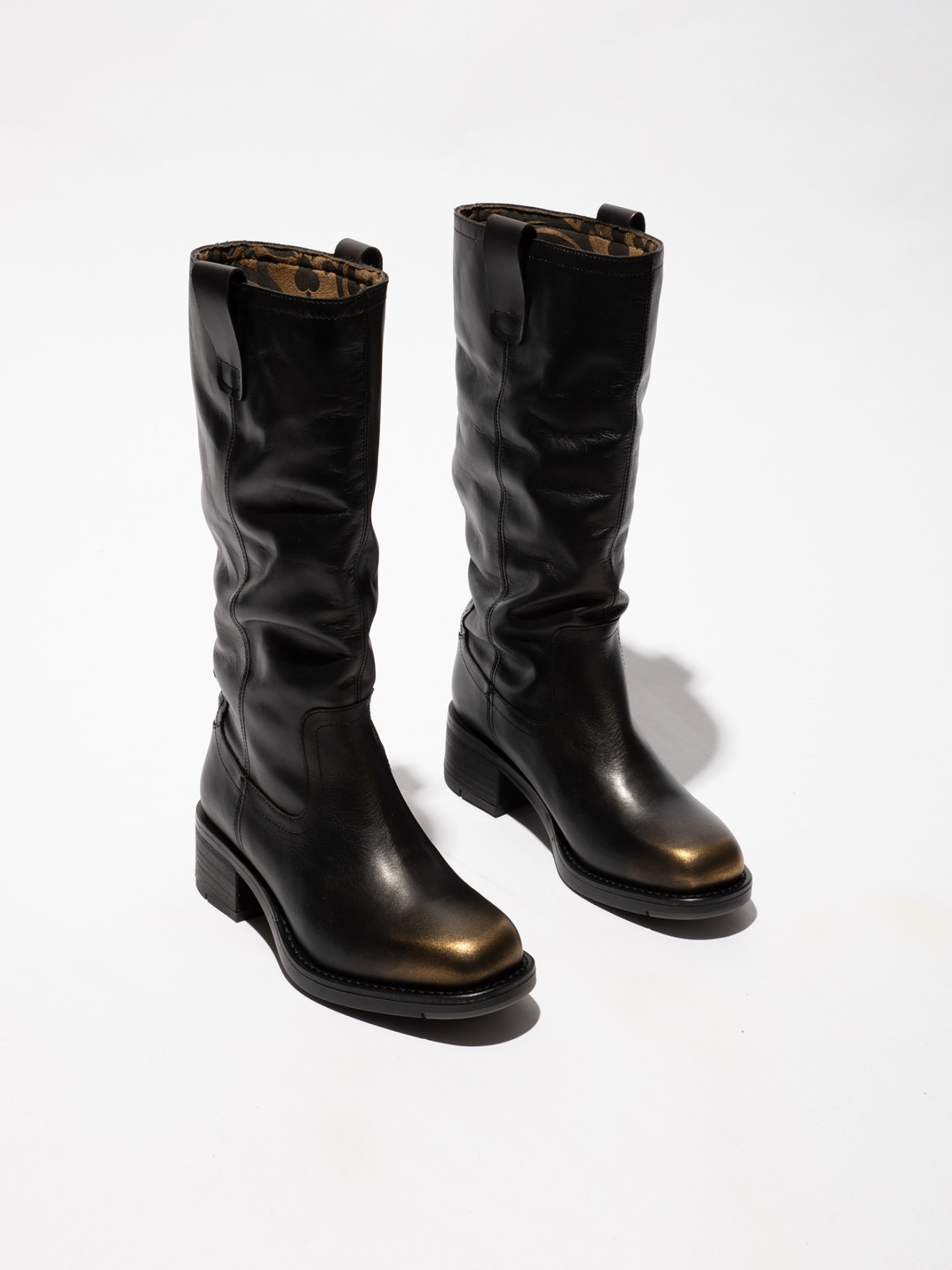 Botas de Cano Mdio