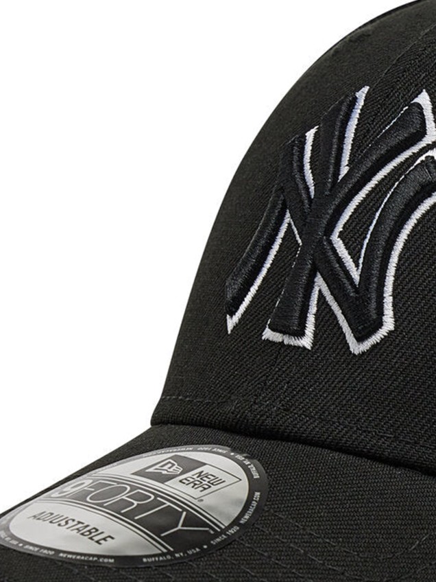 Boné New York Yankees League Essential 9FORTY