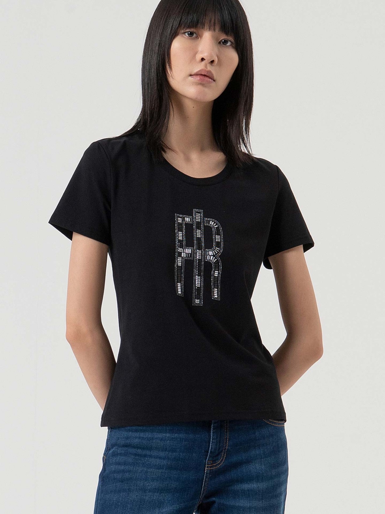 T-shirt com Aplicao