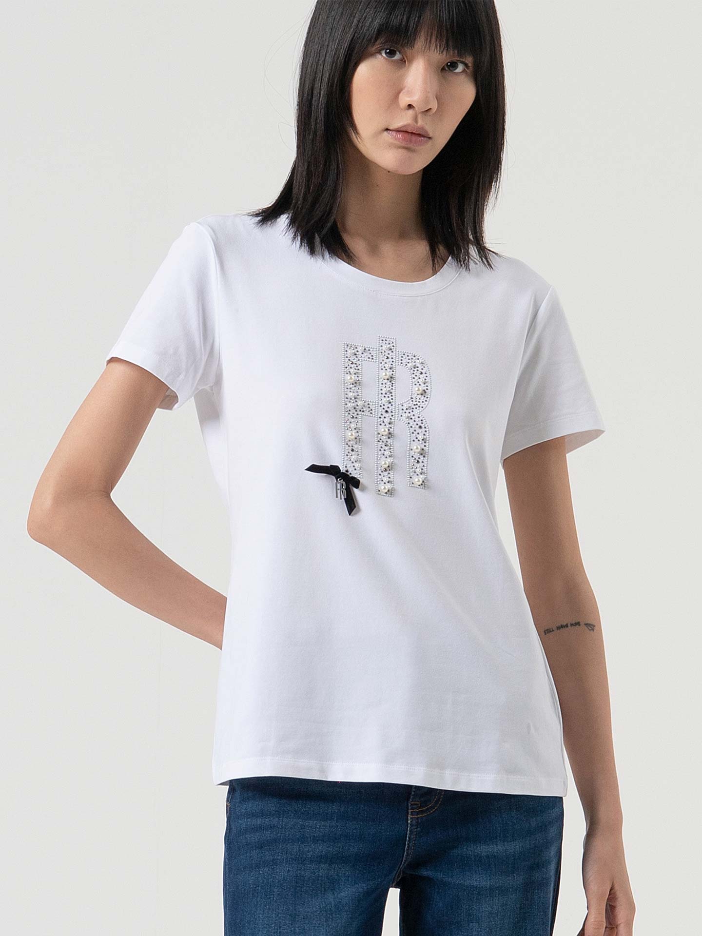 T-shirt com Logótipo de Pérolas e Strass