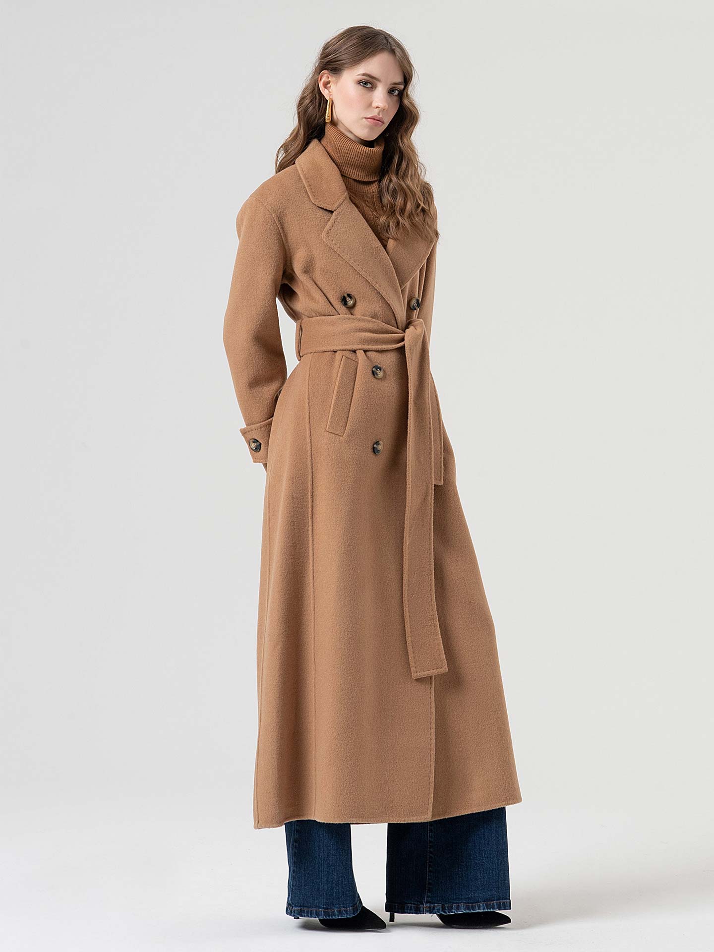 Casaco Comprido de Lã com Cinto