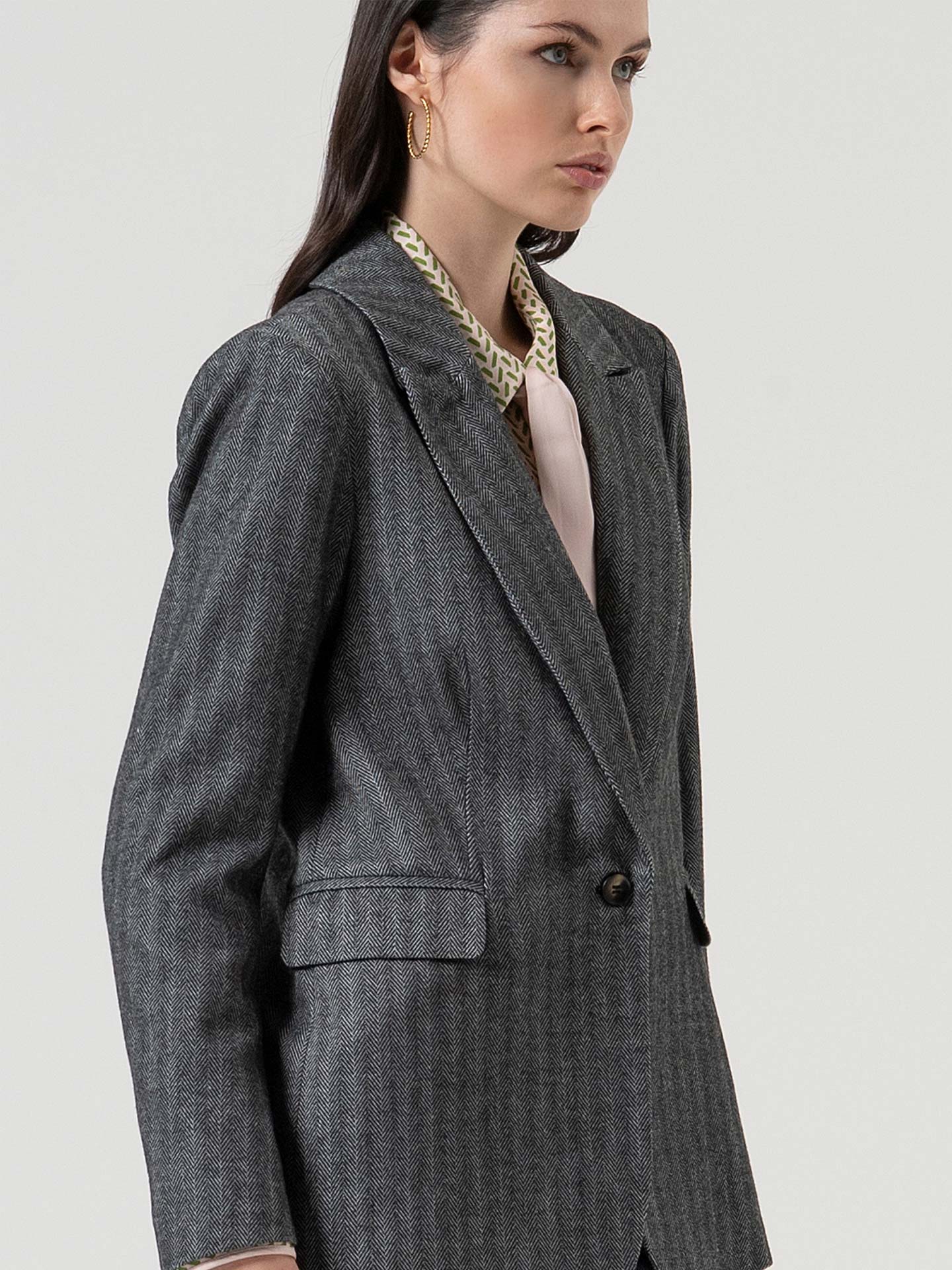 Blazer Clássico com Padrão Espinha de Peixe