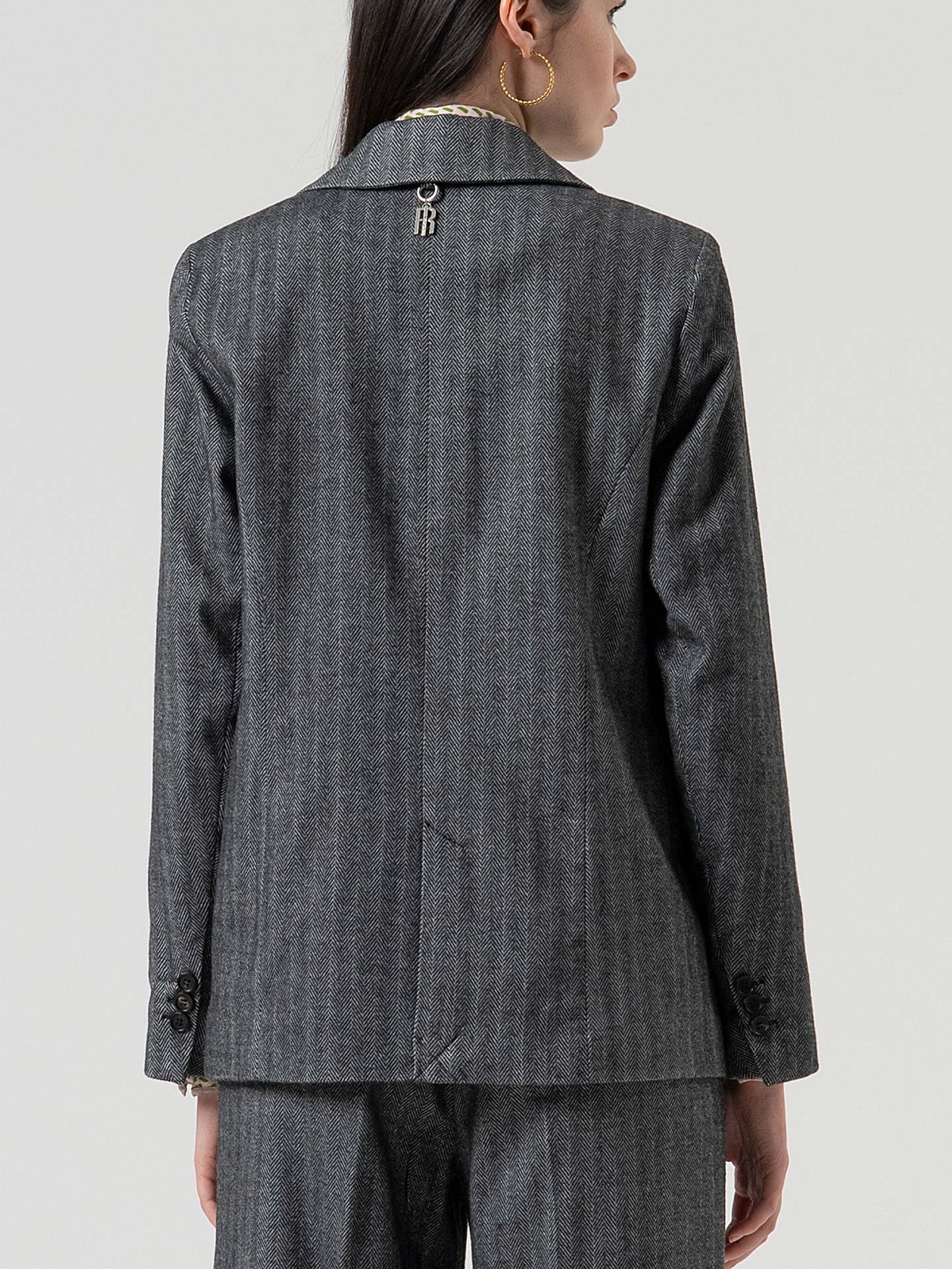 Blazer Clássico com Padrão Espinha de Peixe