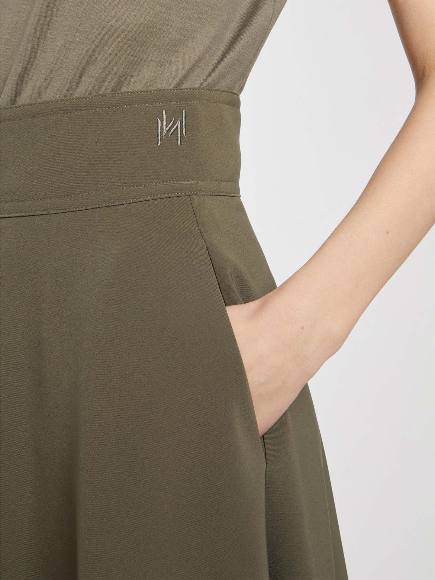 Saia Flared Fit Pina