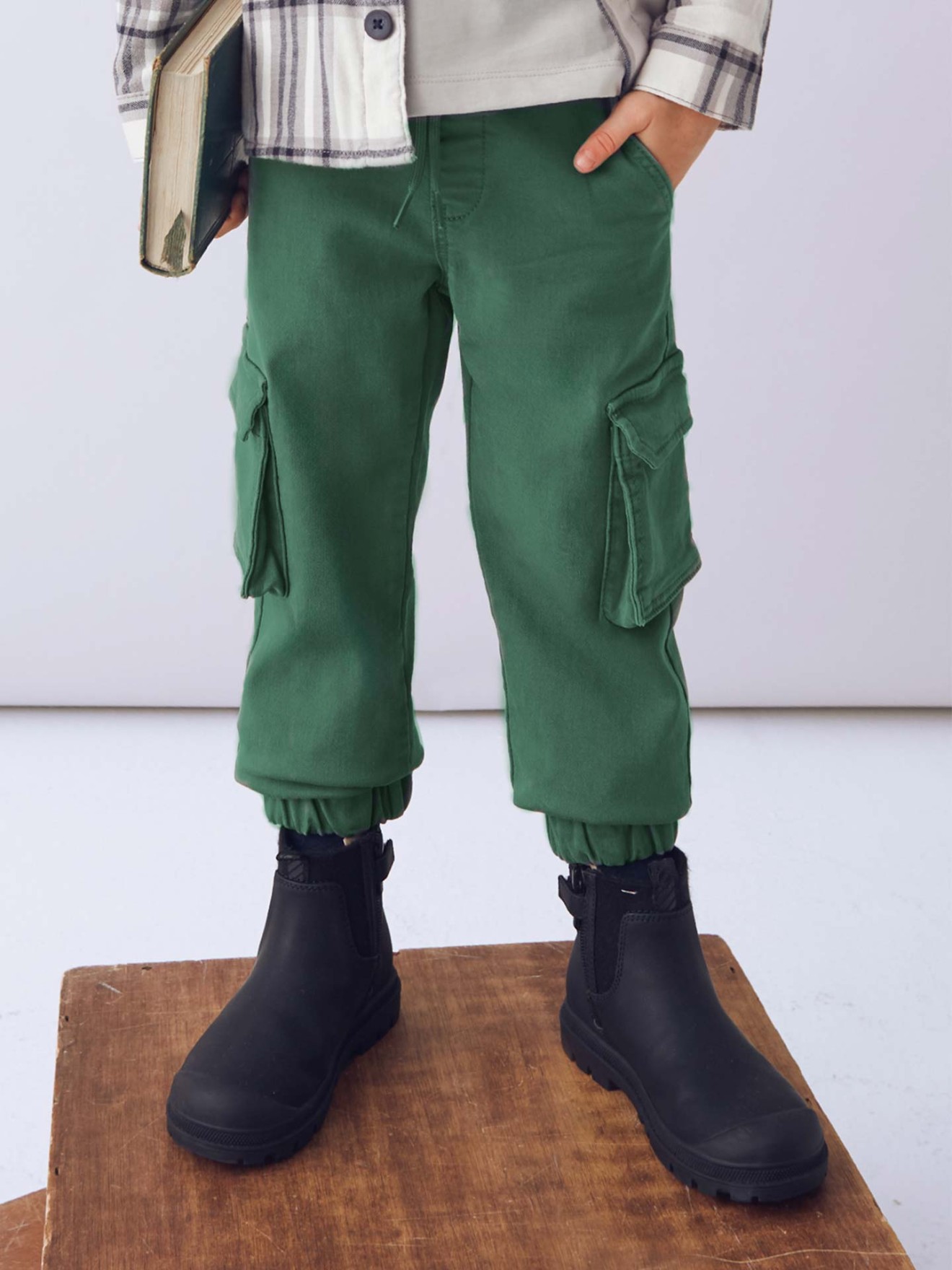 Calas Cargo Slim Fit