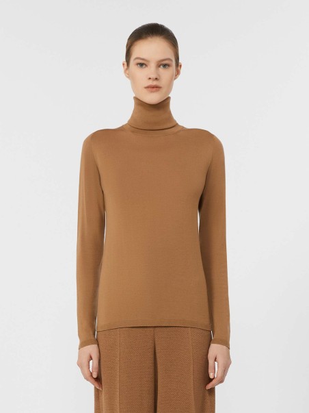 Camisola de Gola Alta Saluto