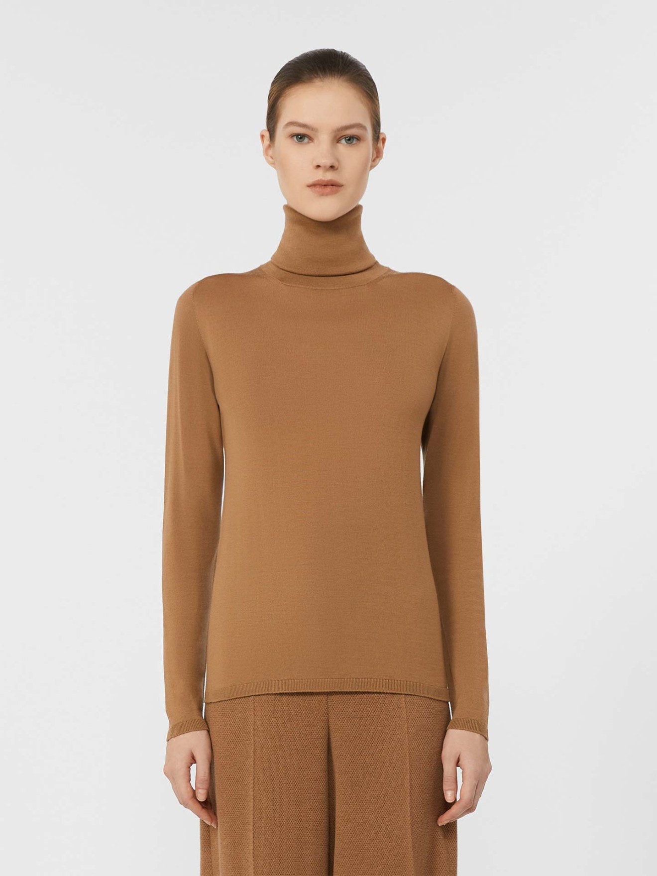 Camisola de Gola Alta Saluto