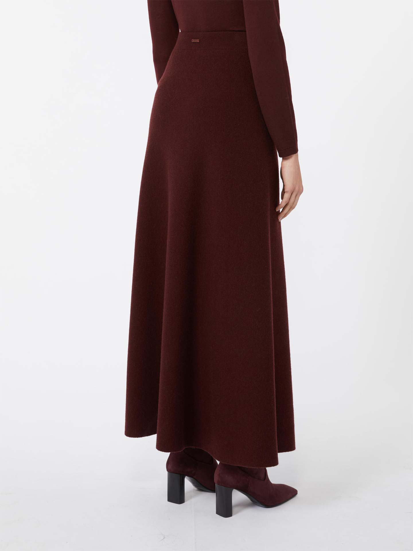 Saia Comprida Giberna