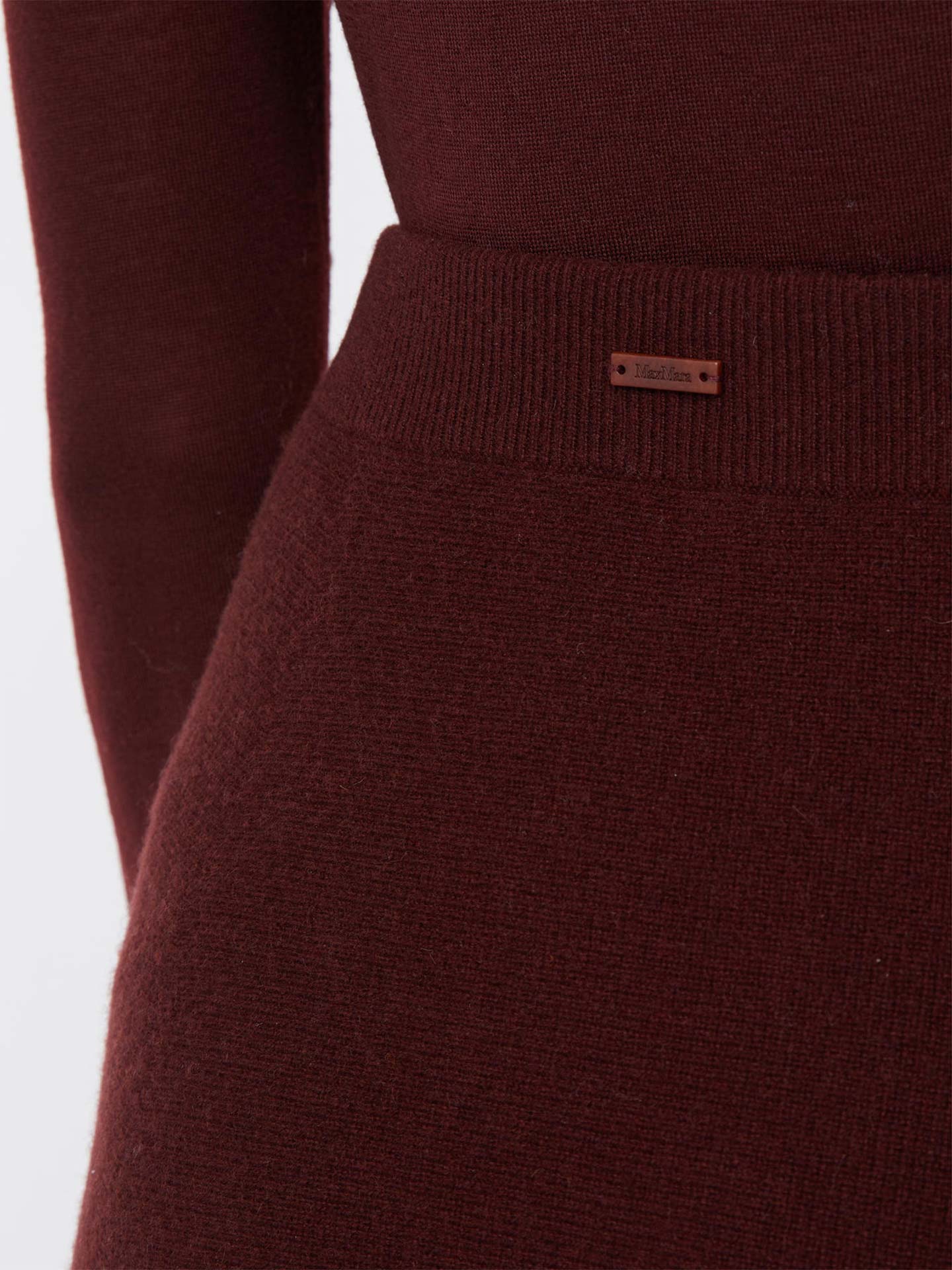 Saia Comprida Giberna