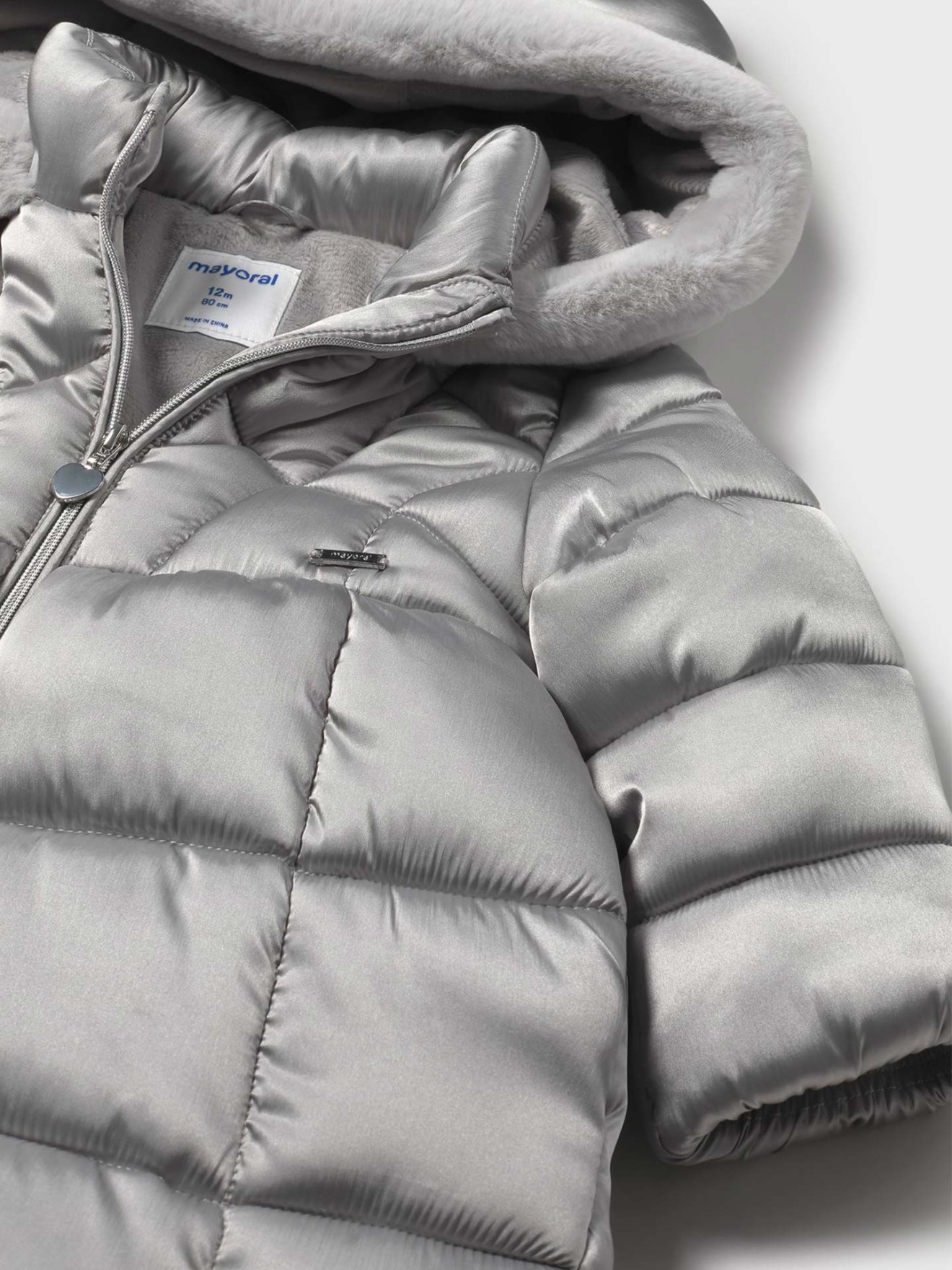 Bluso Acolchoado Comprido com Capuz