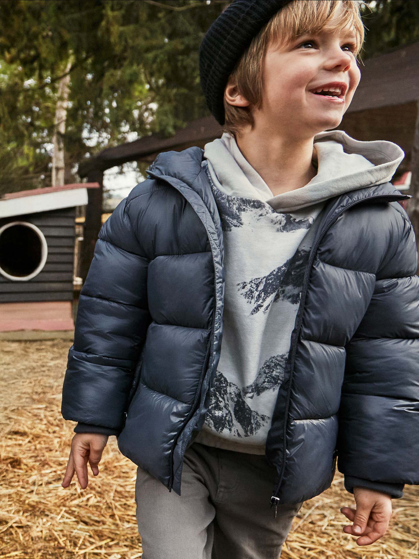 Blusão Acolchoado com Capuz