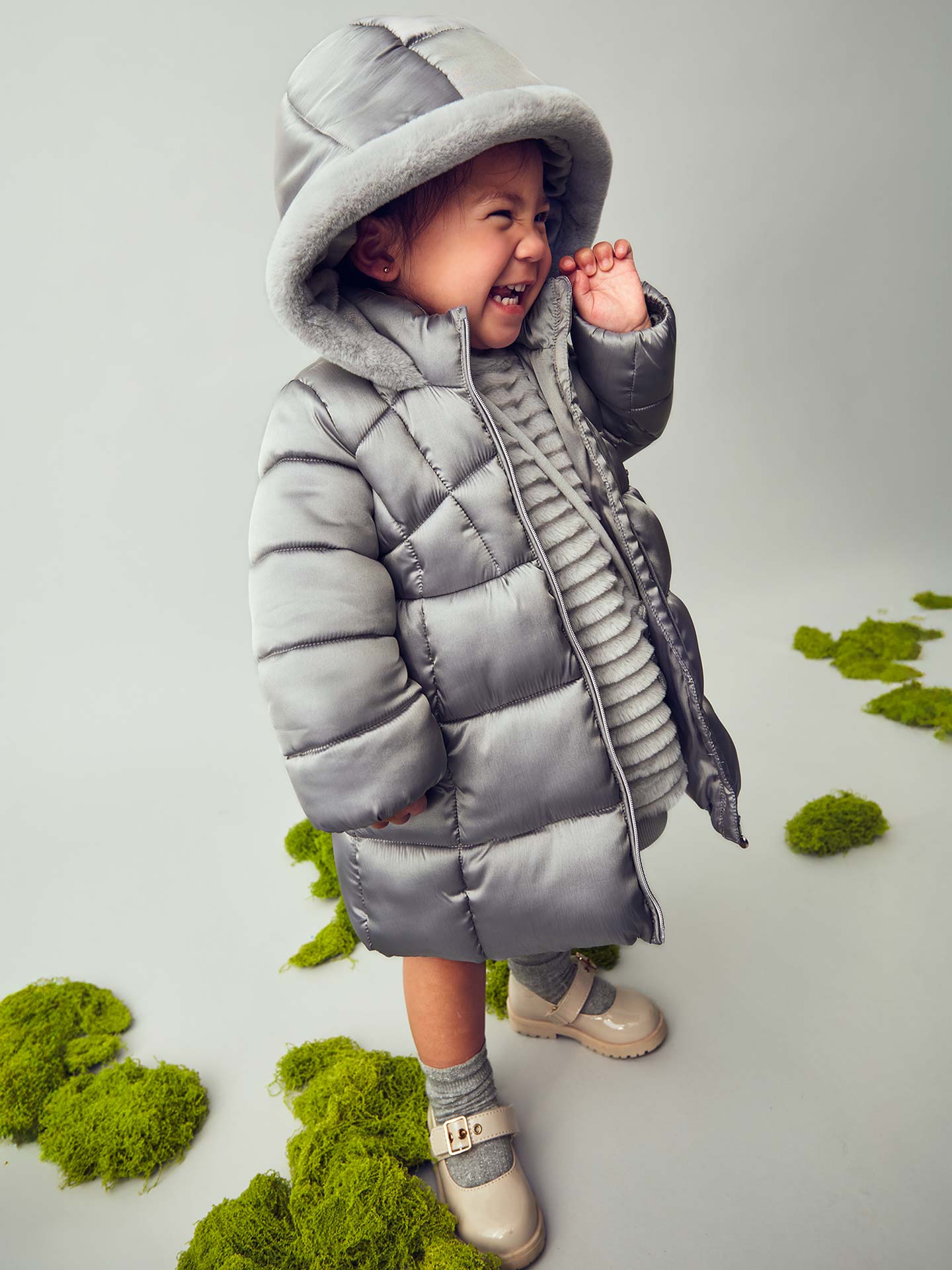 Blusão Acolchoado Comprido com Capuz