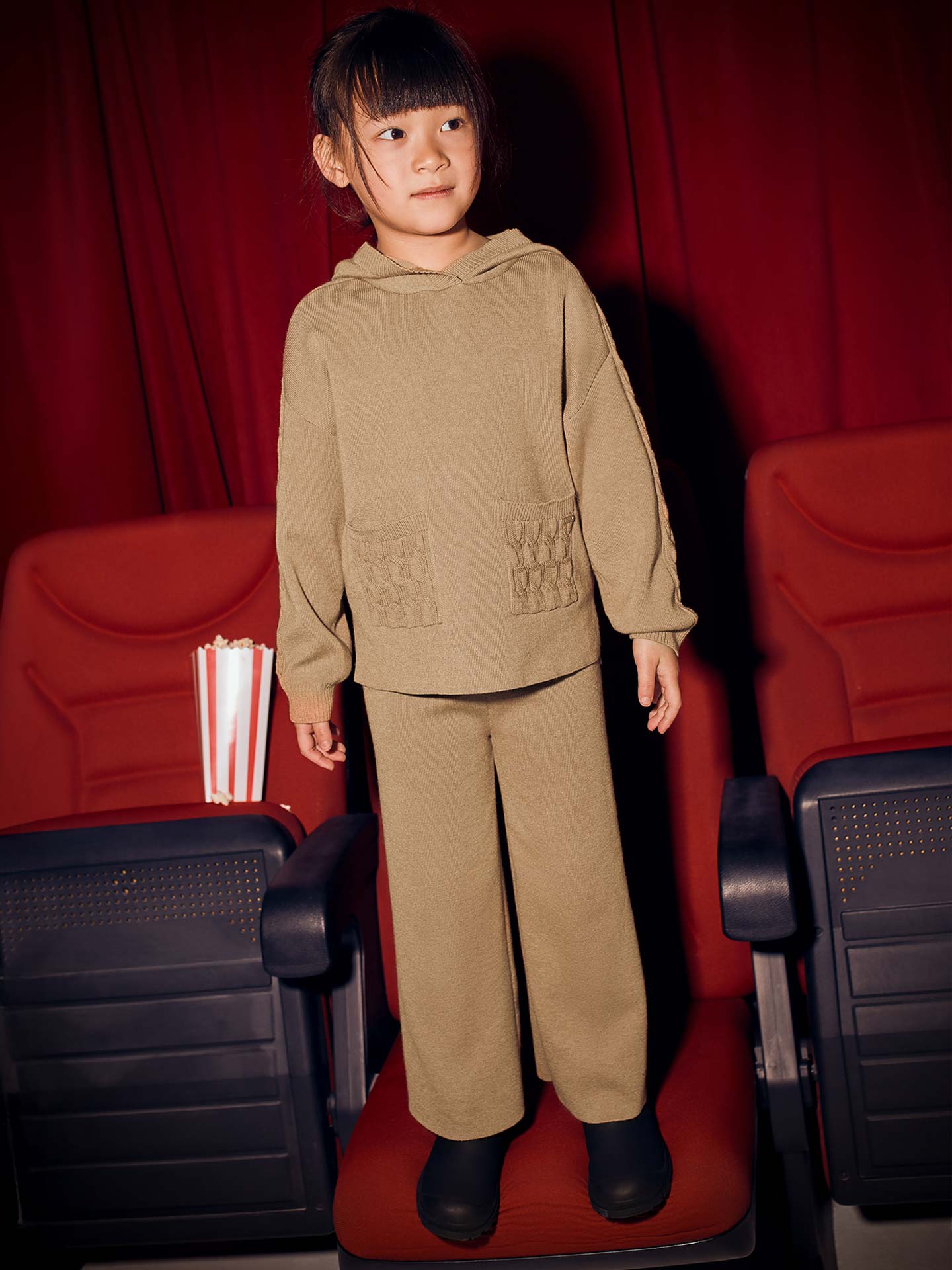 Conjunto de Calças e Sweatshirt