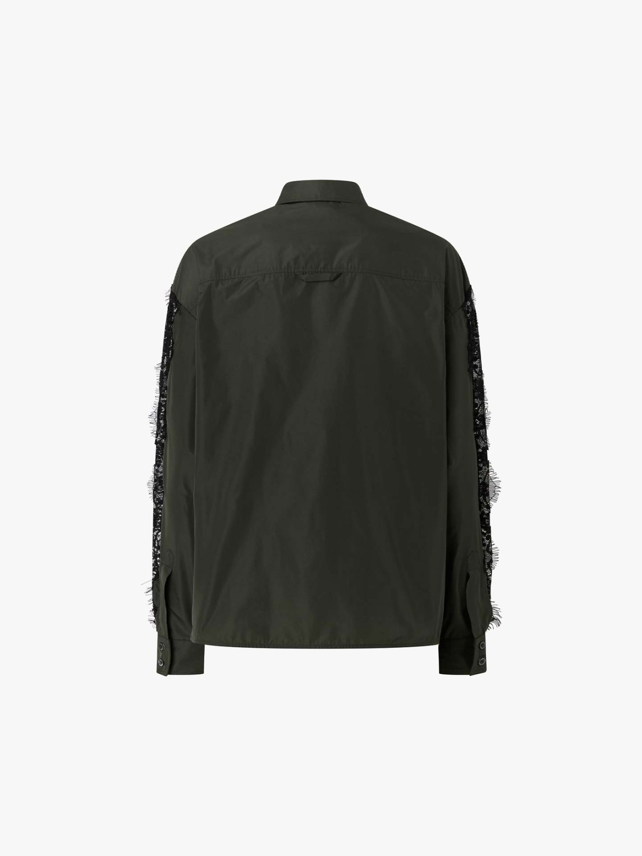Camisa com Inseres de Renda nas Mangas