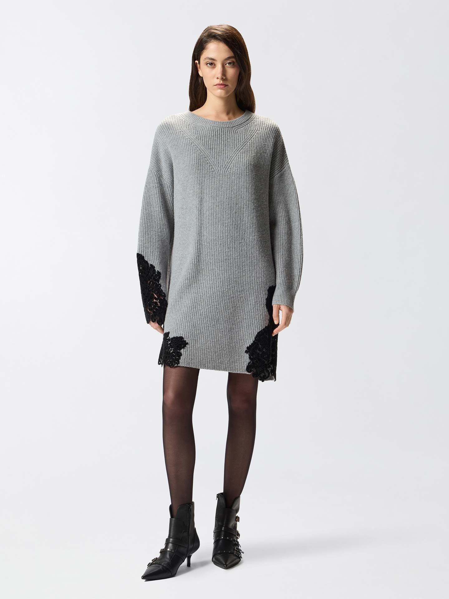 Vestido Curto em Tricot Canelado