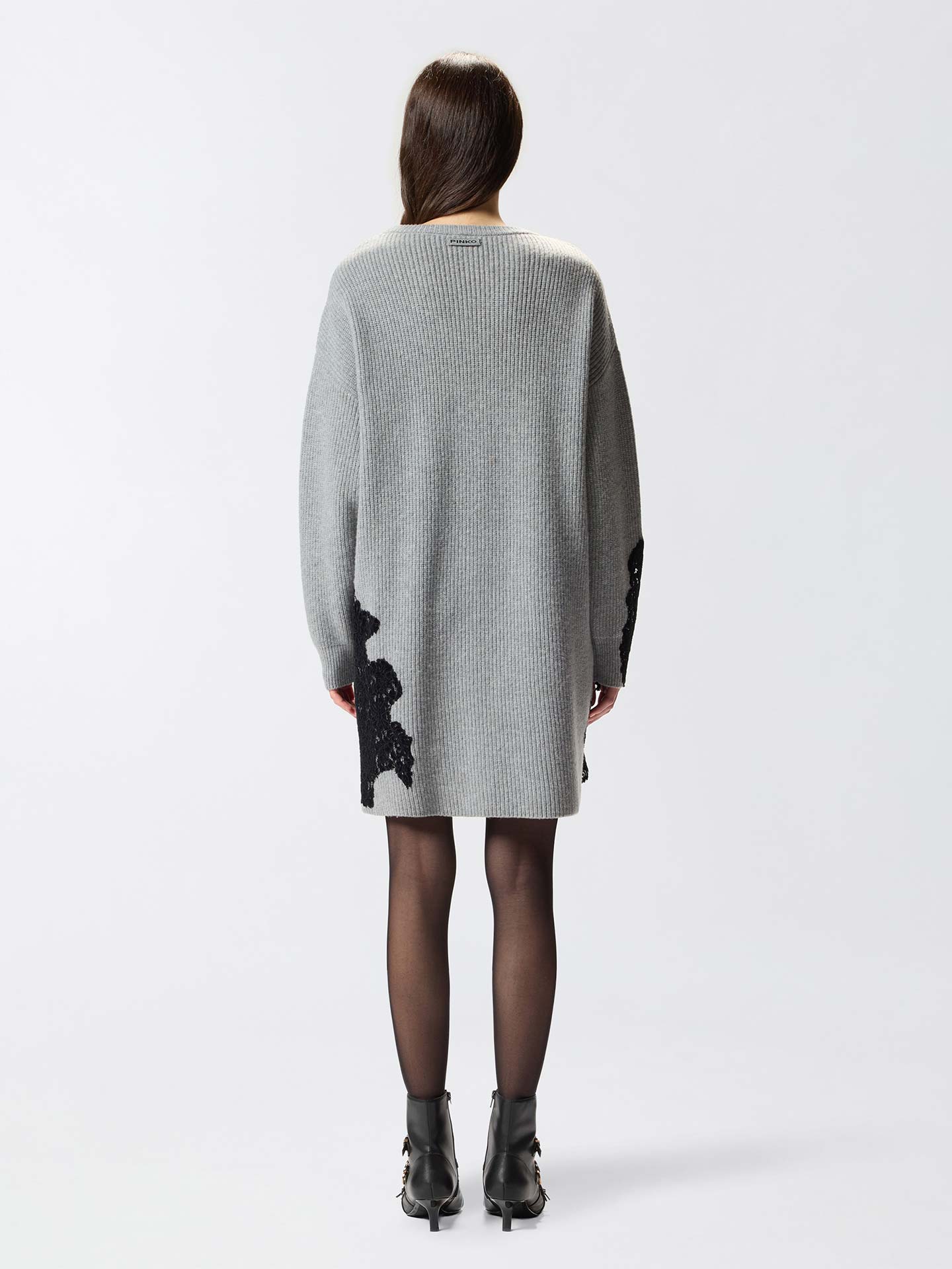 Vestido Curto em Tricot Canelado