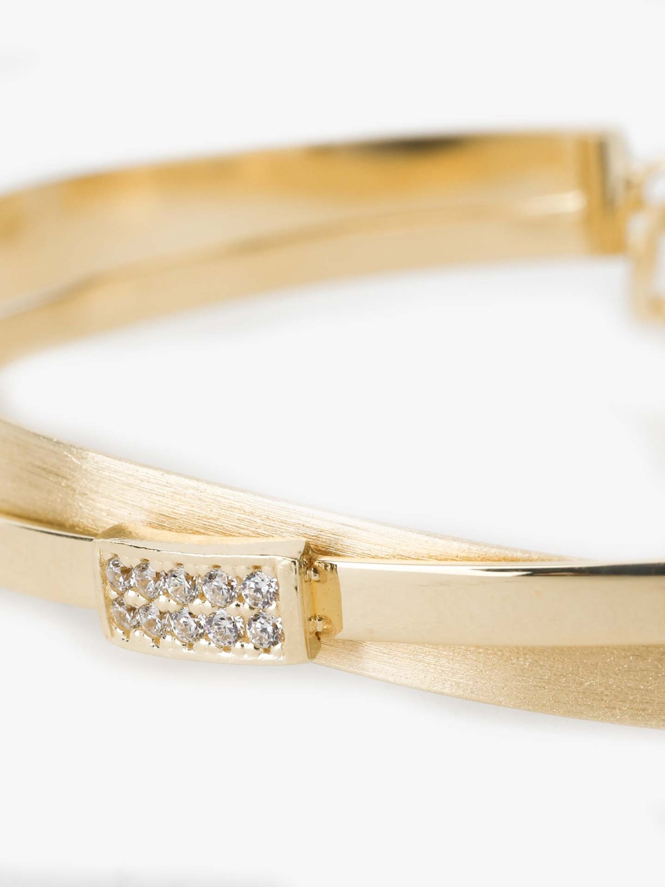 Pulseira Cruzada com Zircnias Cravejadas