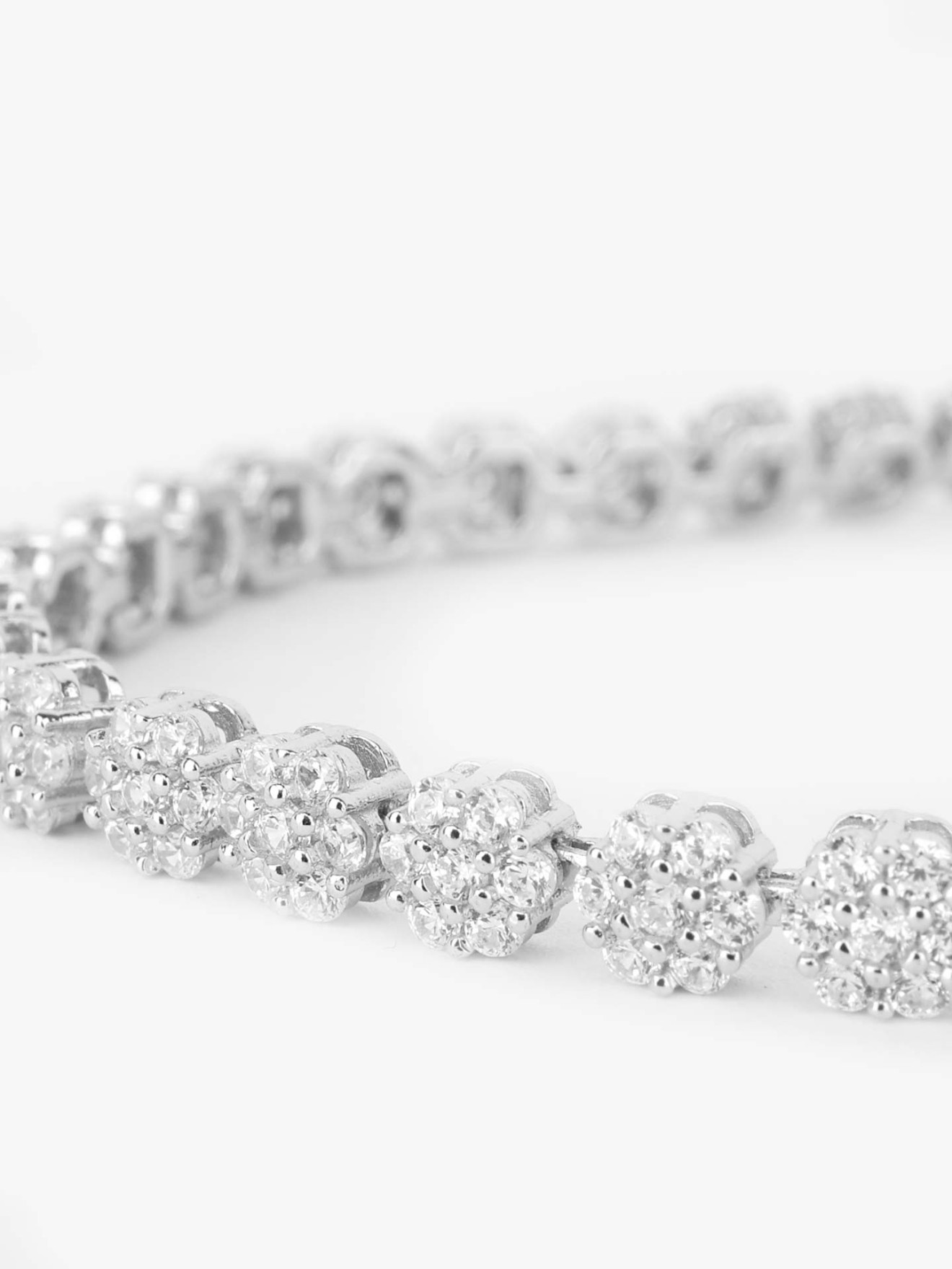 Pulseira de Prata com Zircnias