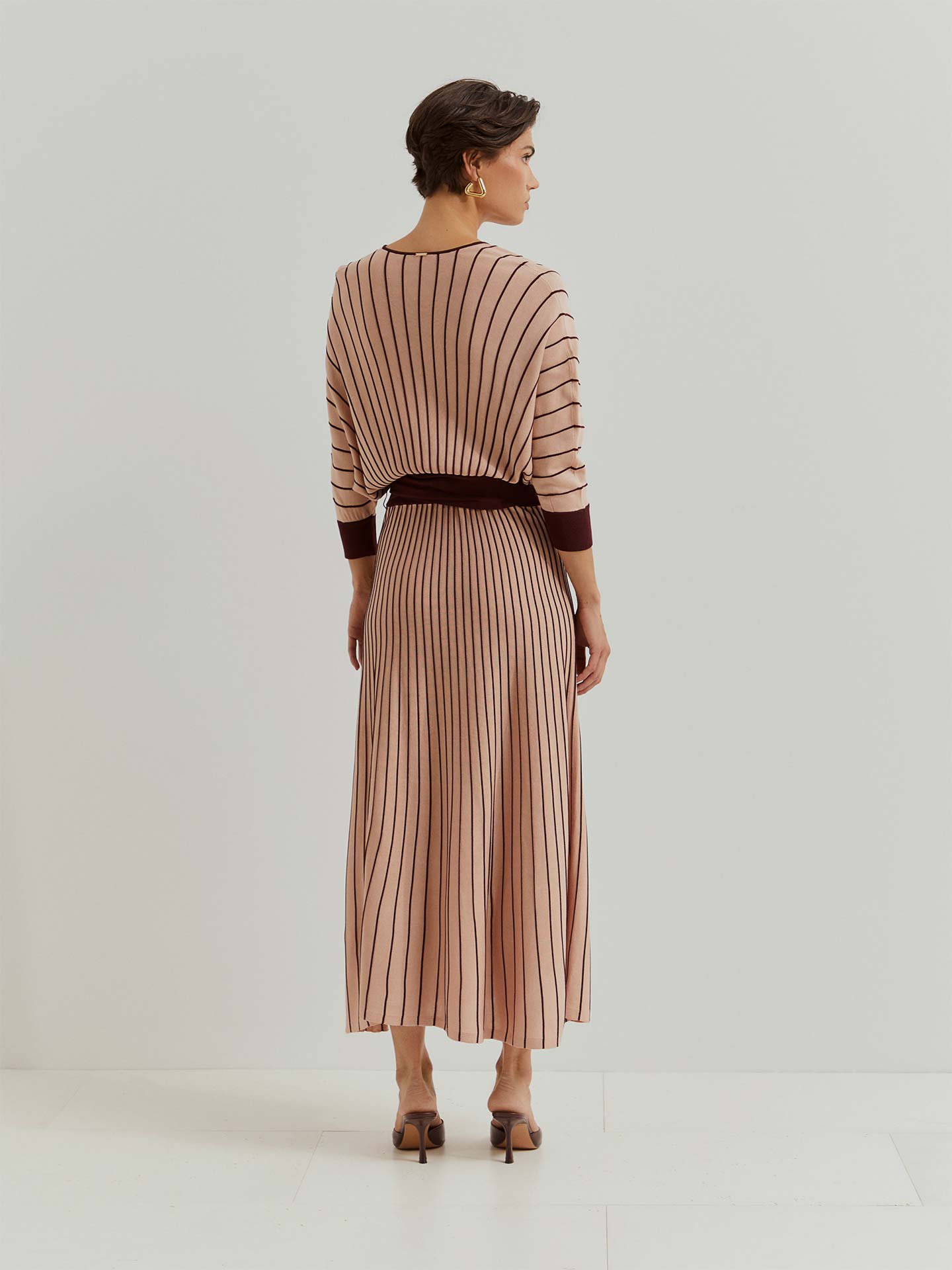 Vestido Midi Evasé em Malha