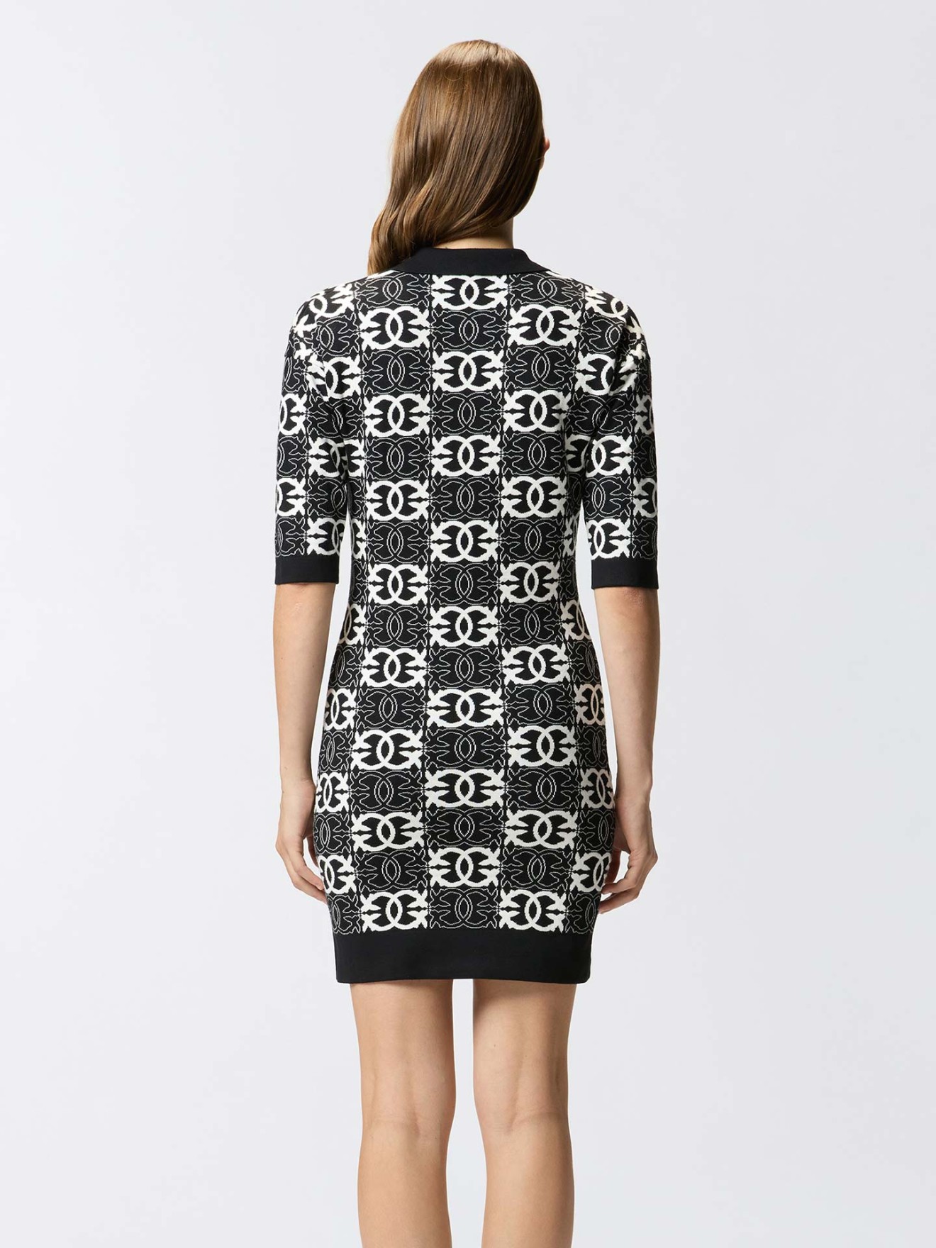 Vestido Curto de Malha