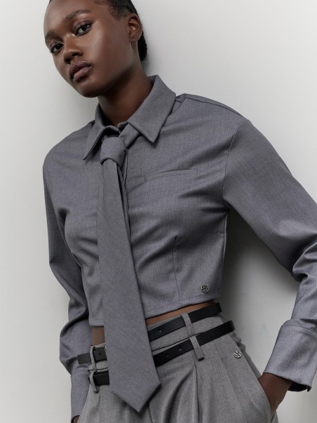 Camisa com Gravata