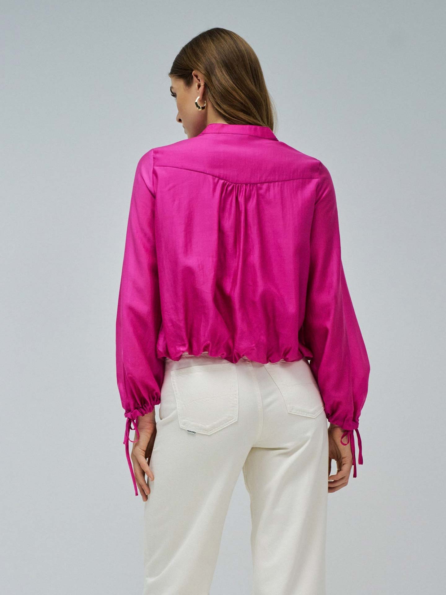 Blusa com Mangas Abalonadas