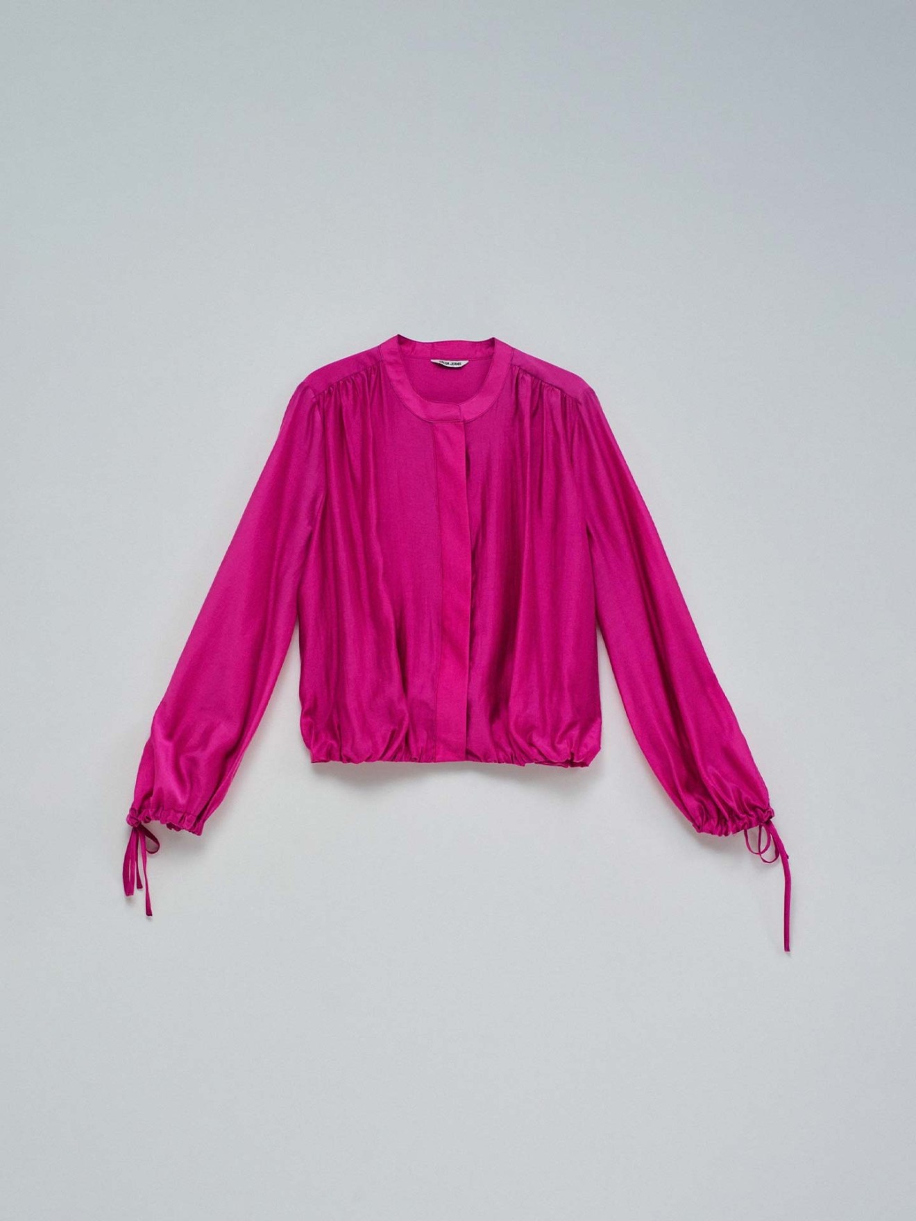 Blusa com Mangas Abalonadas