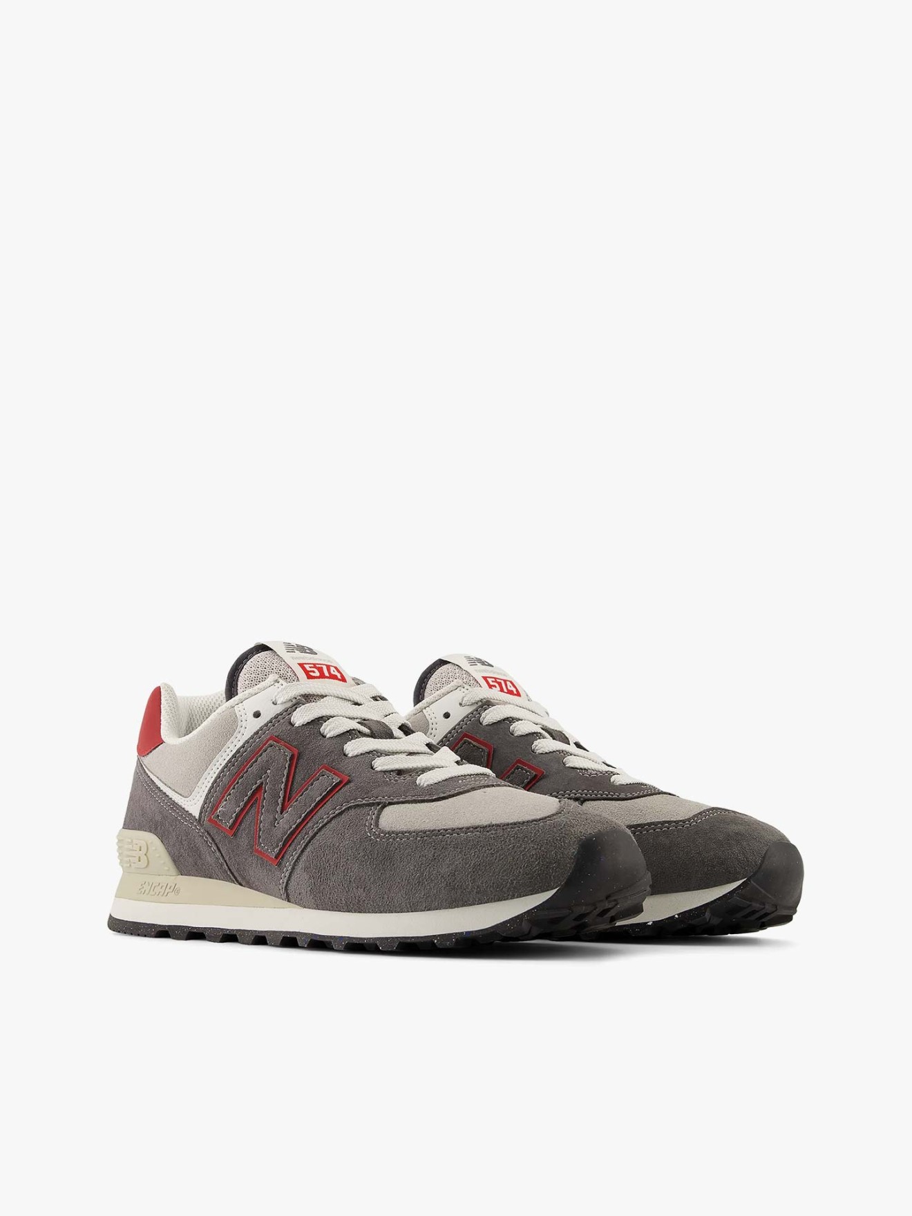Sapatilhas U574