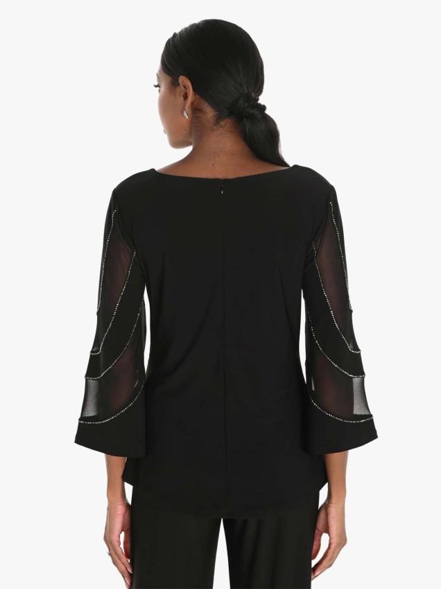 Blusa com Tule e Brilhantes