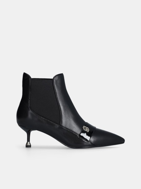 Botins de Pele