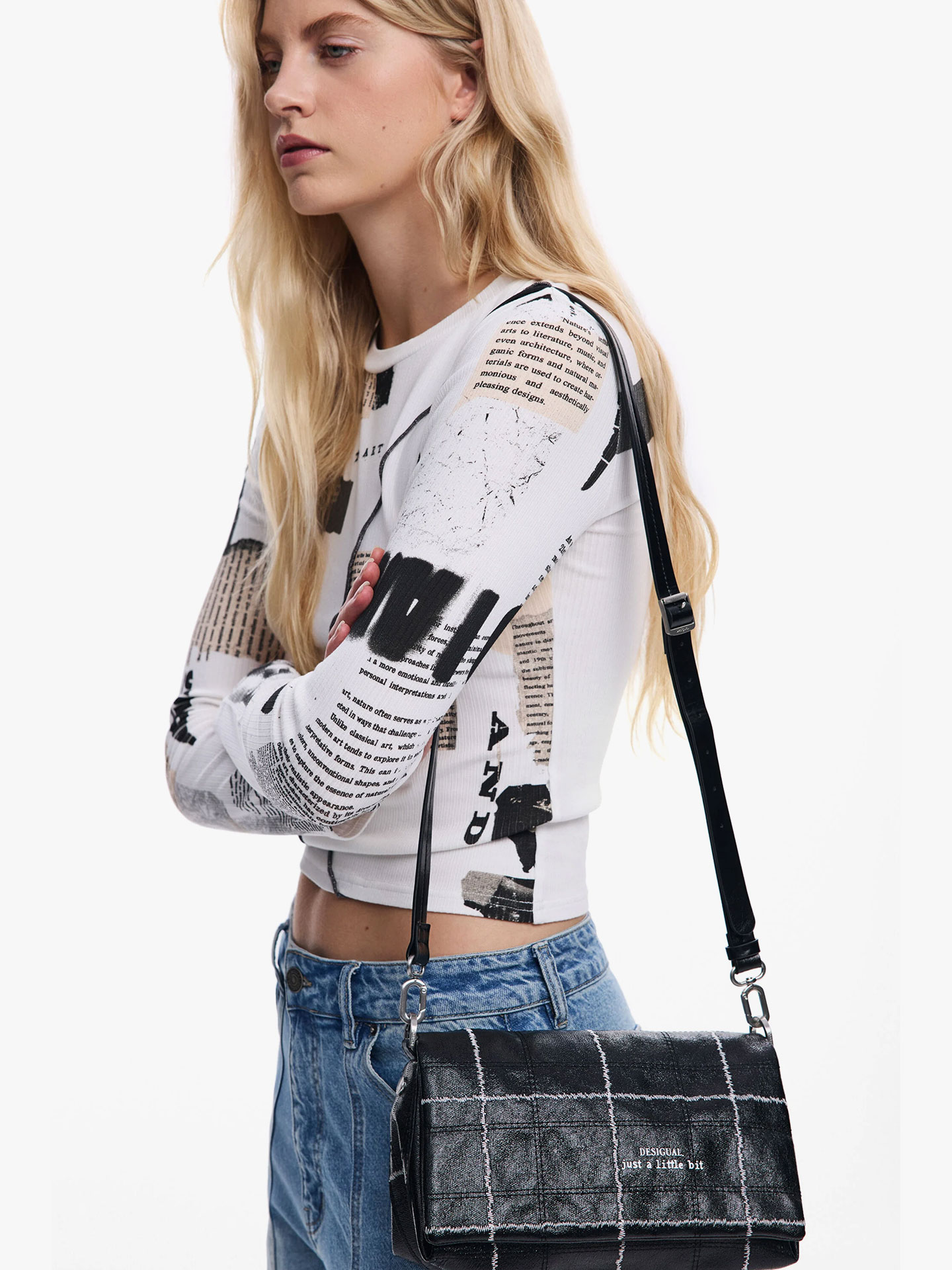 Mala de Tiracolo Efeito Pele Brilhante