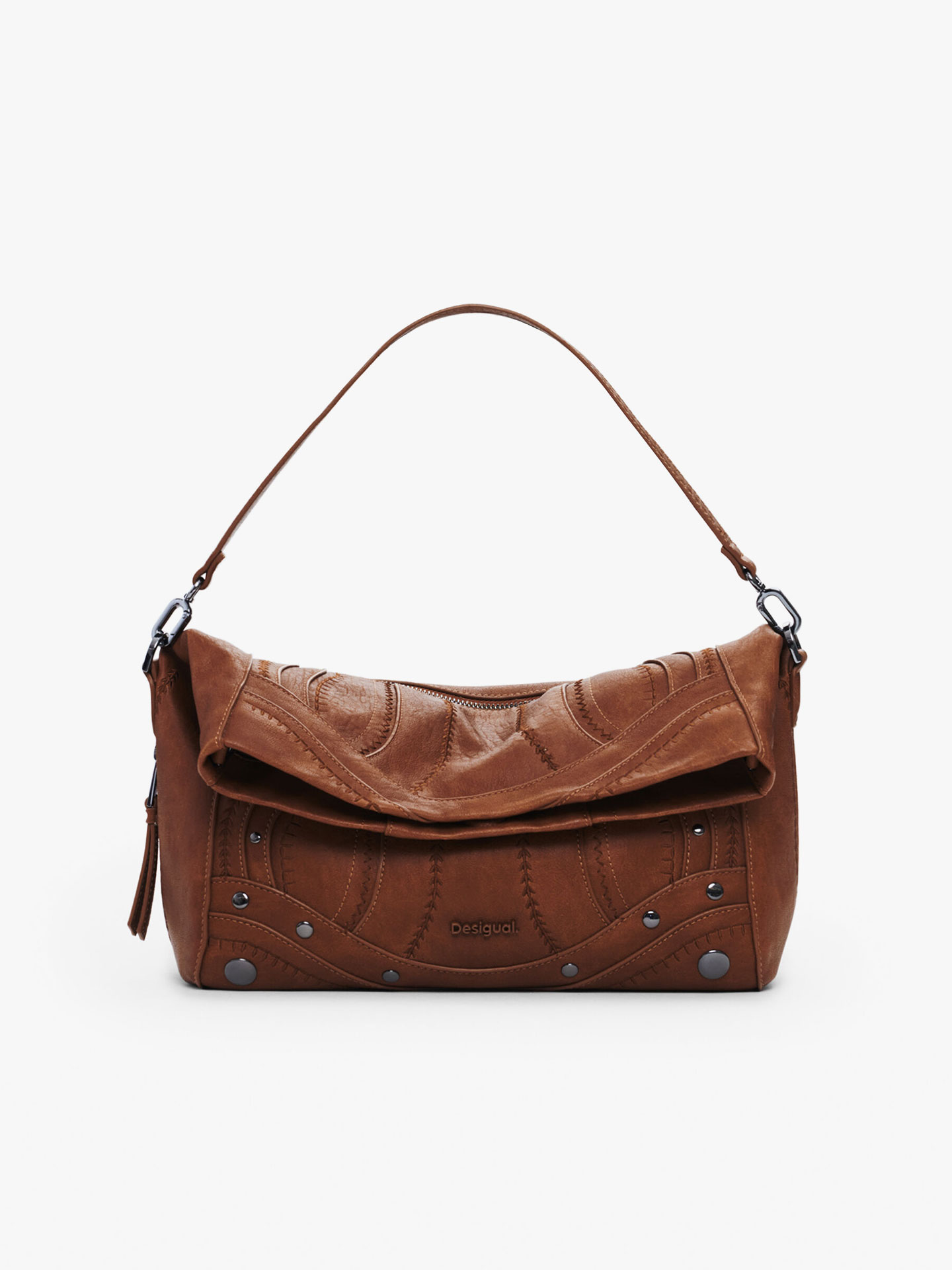 Mala de Ombro com Bordados e Tachas Metálicas