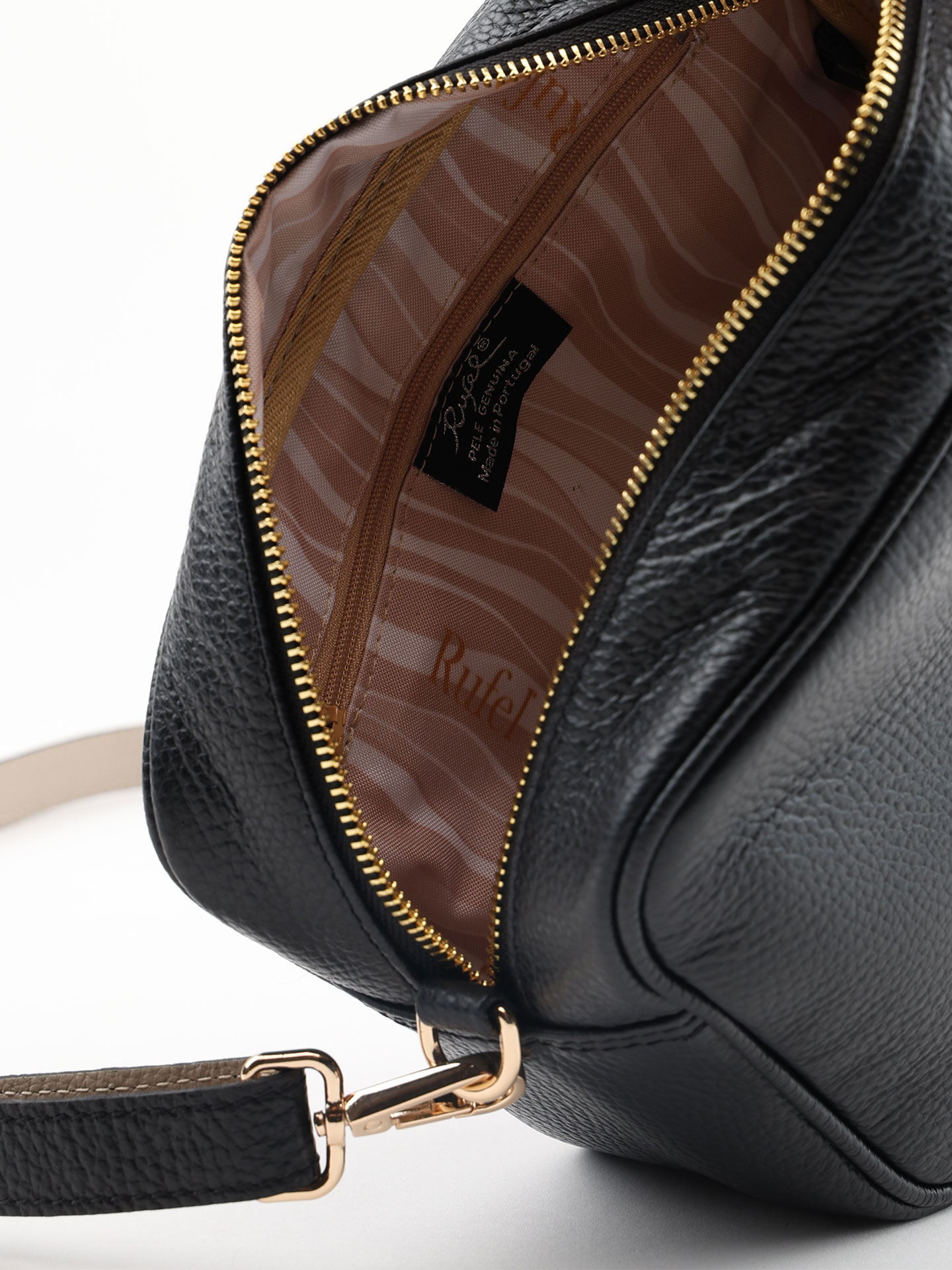 Mala de Ombro Retangular em Pele