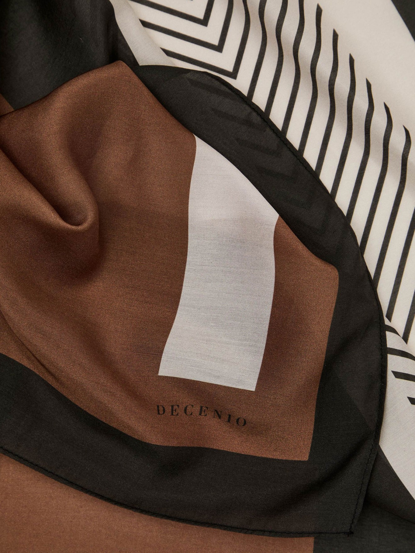 Len�o Quadrado com Padr�o