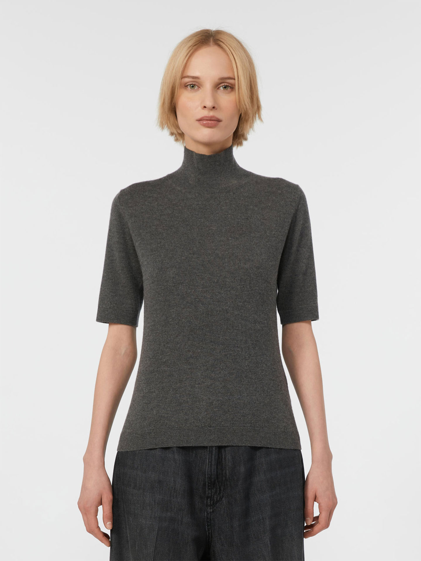 Camisola de Gola Alta Cantone