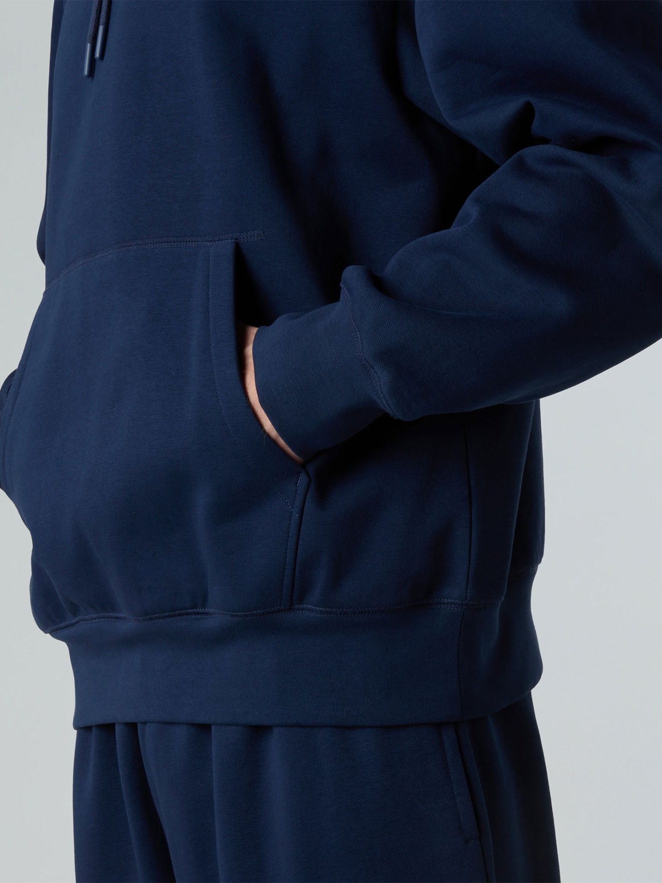 Sweatshirt com Capuz Essential