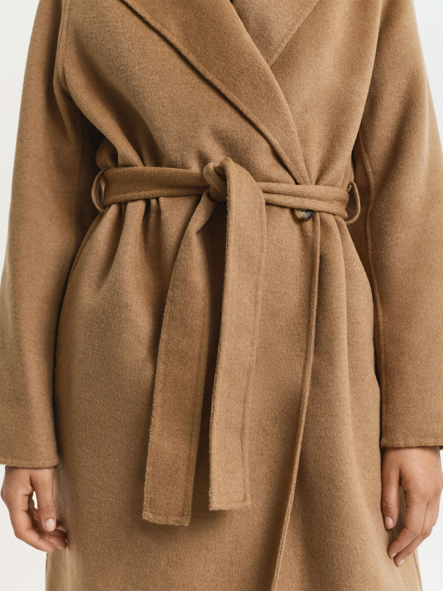 Sobretudo Comprido com Cinto