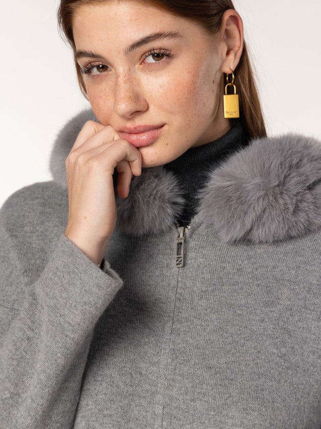 Casaco de Malha com Capuz