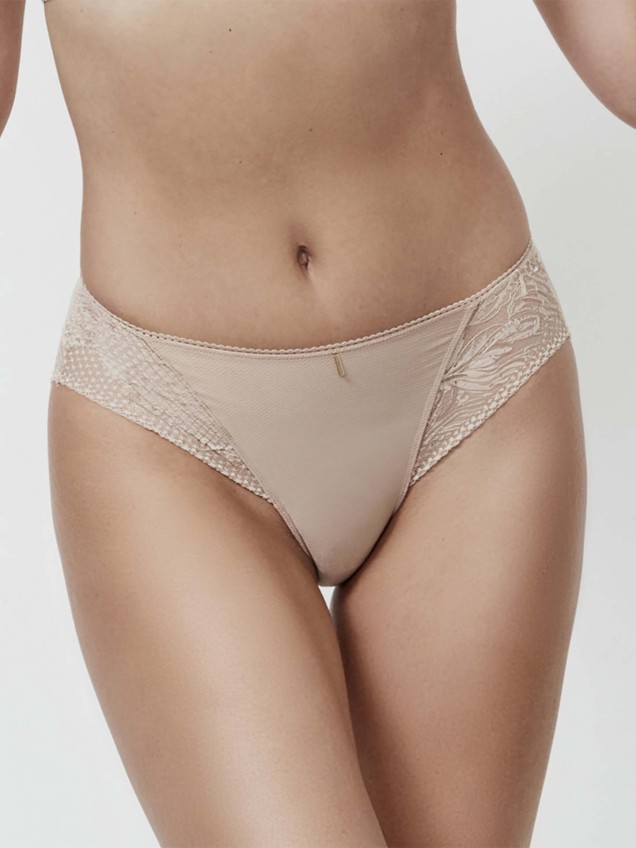 Cueca Clássica com Renda