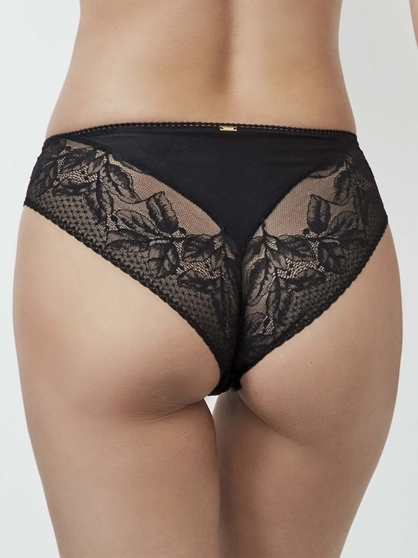 Cueca Clássica com Renda