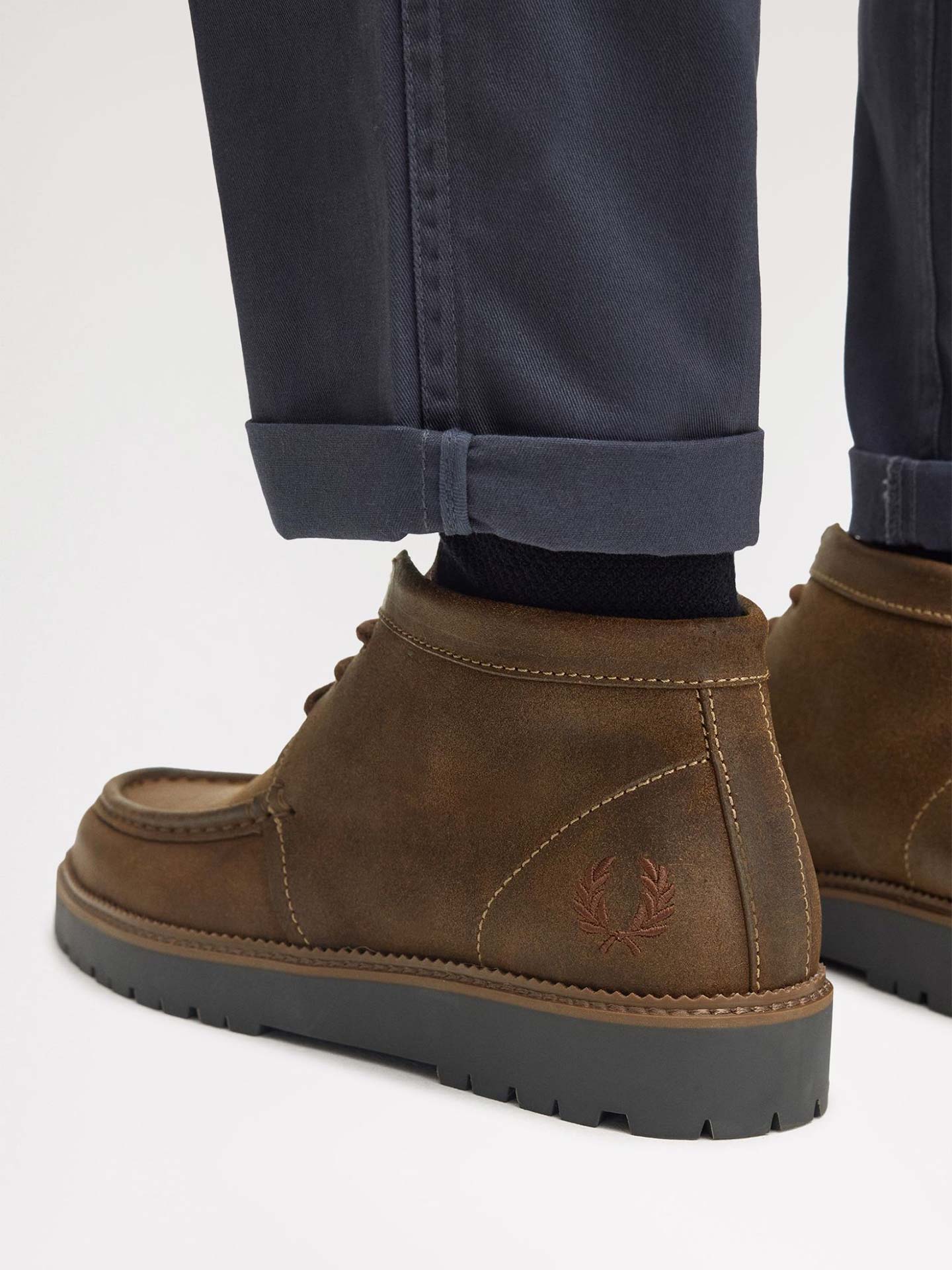 Botas Kenney de Cano Médio B1342