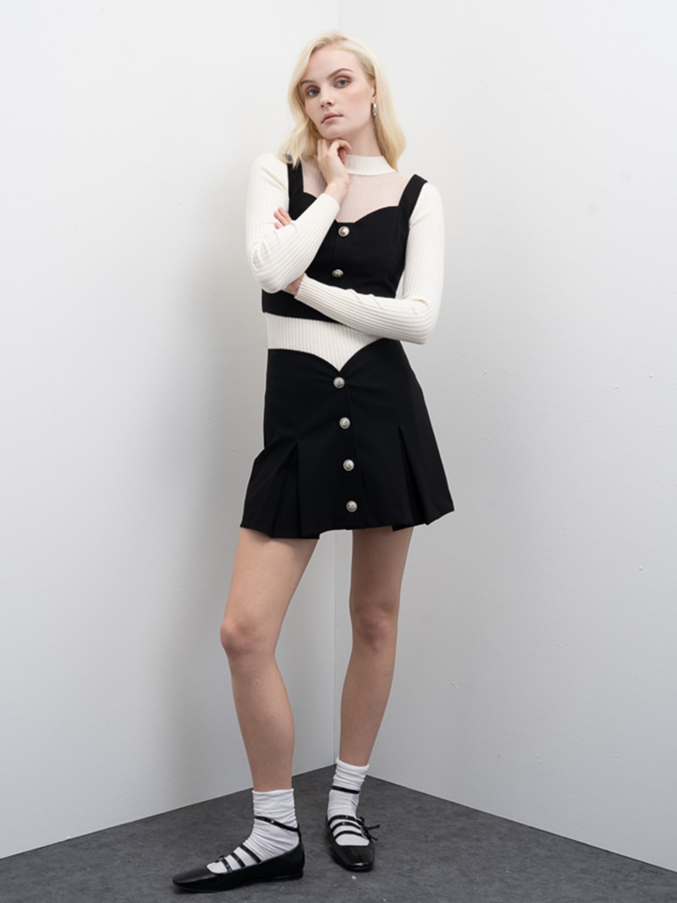 Saia Curta com Botes