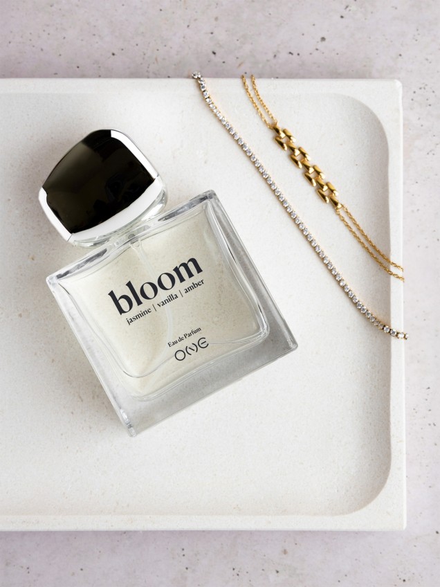 Box Perfume & Pulseiras One Bloom