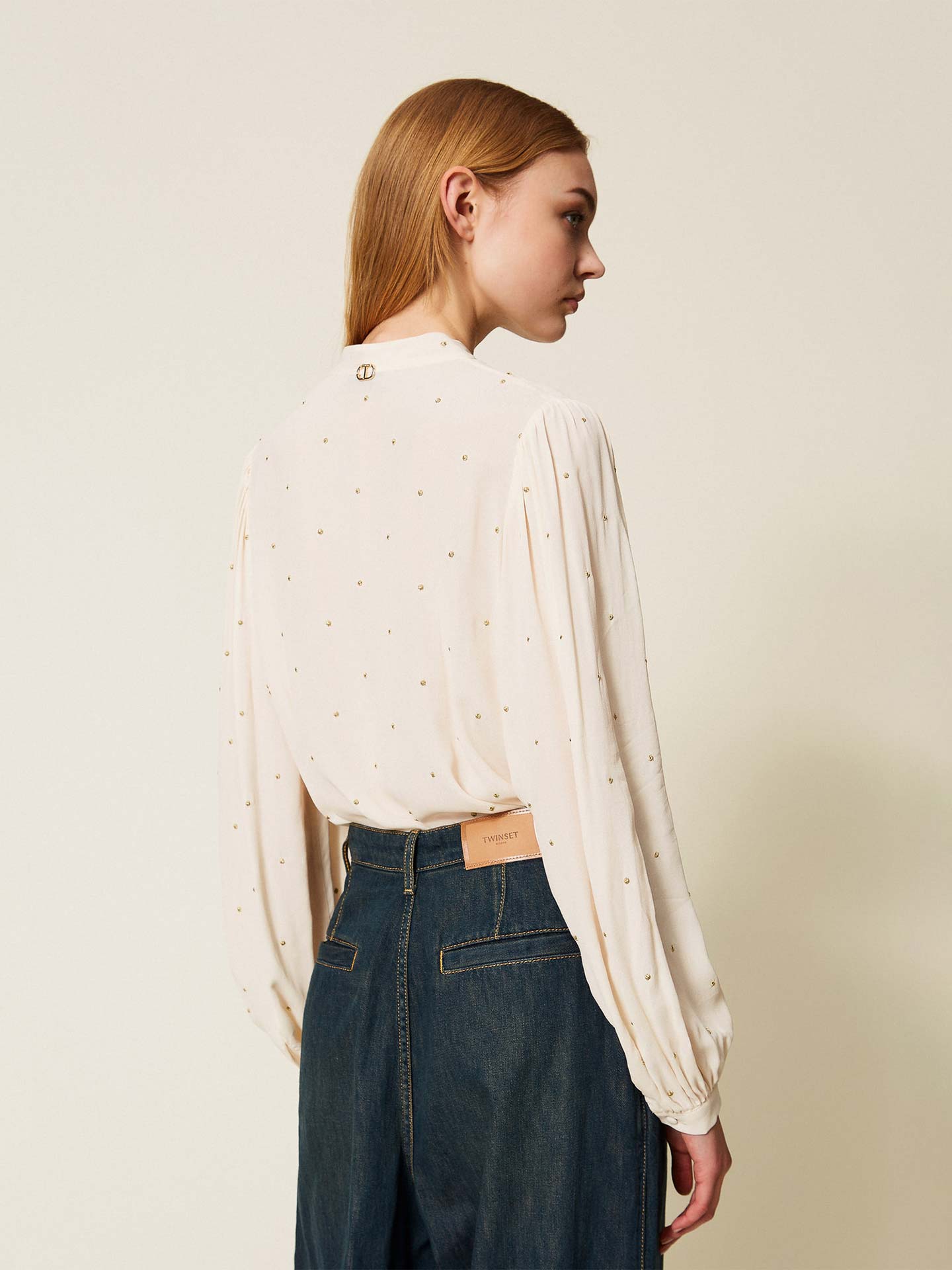 Blusa Fluida com Bordado Lurex