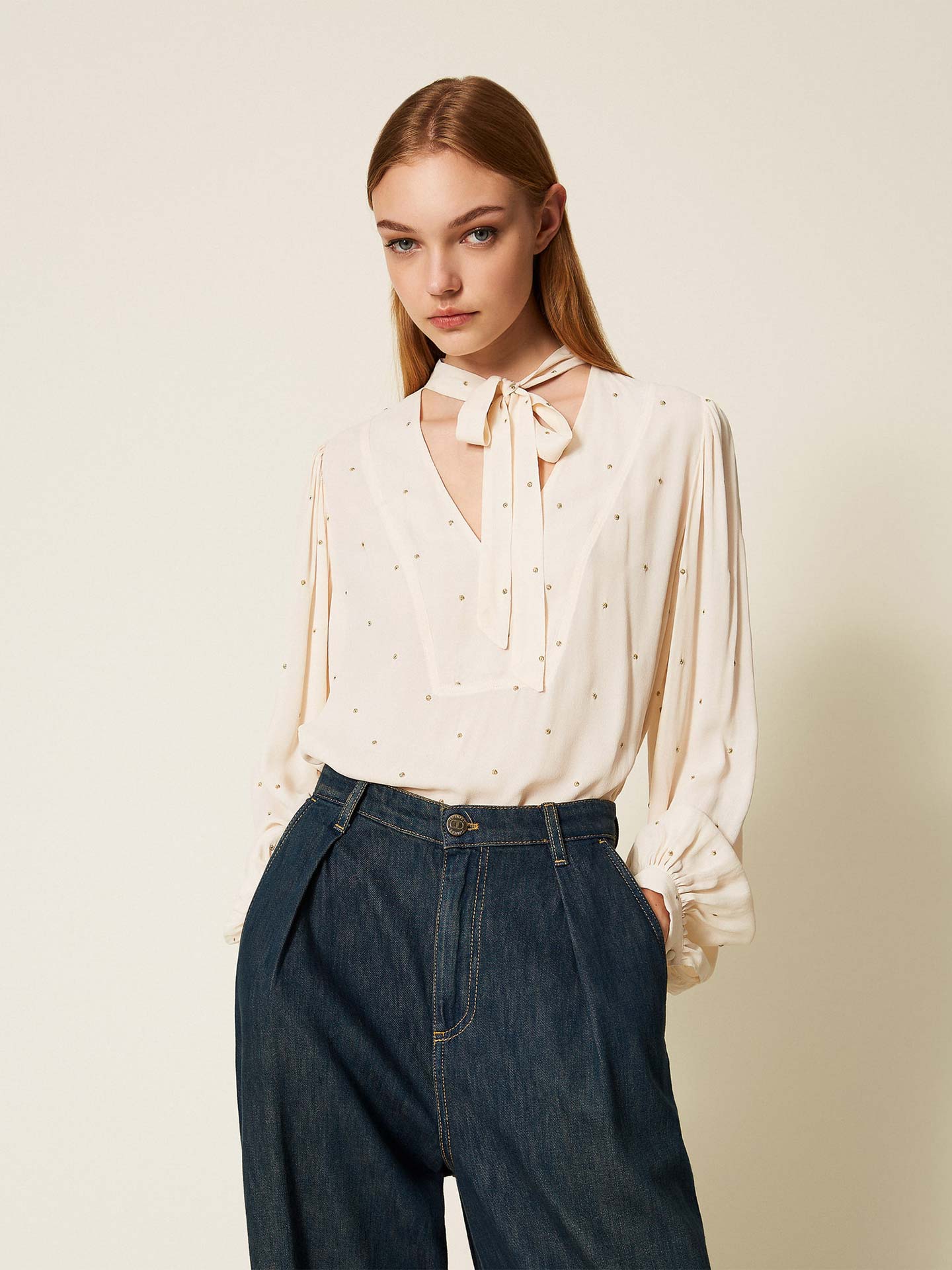 Blusa Fluida com Bordado Lurex