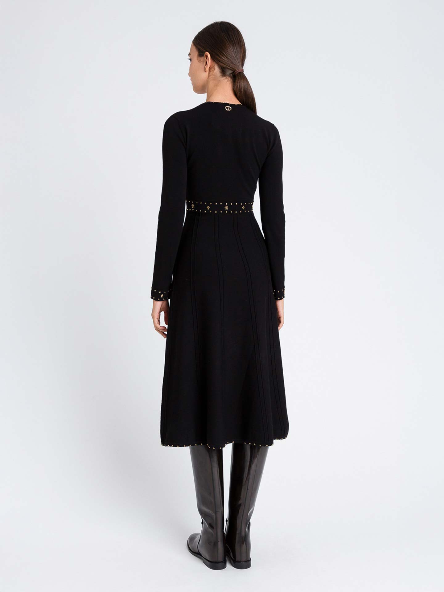 Vestido de Malha Midi com Strass